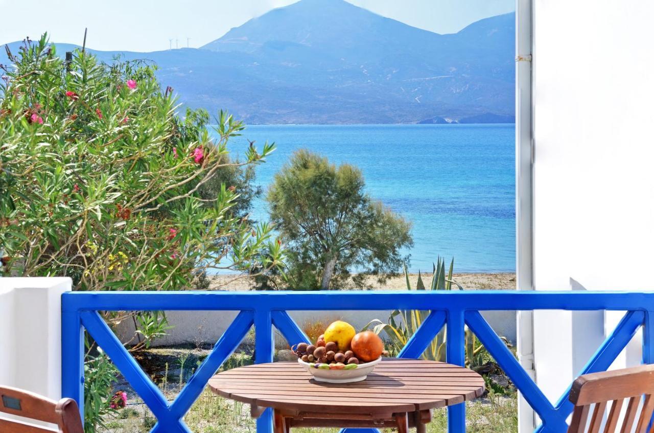 Nikos Sea View Apartments Adamantas  Bagian luar foto