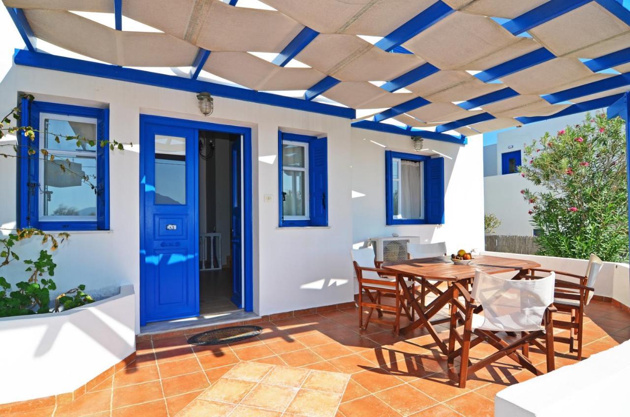 Nikos Sea View Apartments Adamantas  Bagian luar foto